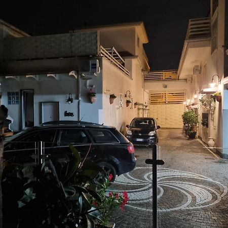 San Marcellino House Apartment Marigliano Bagian luar foto
