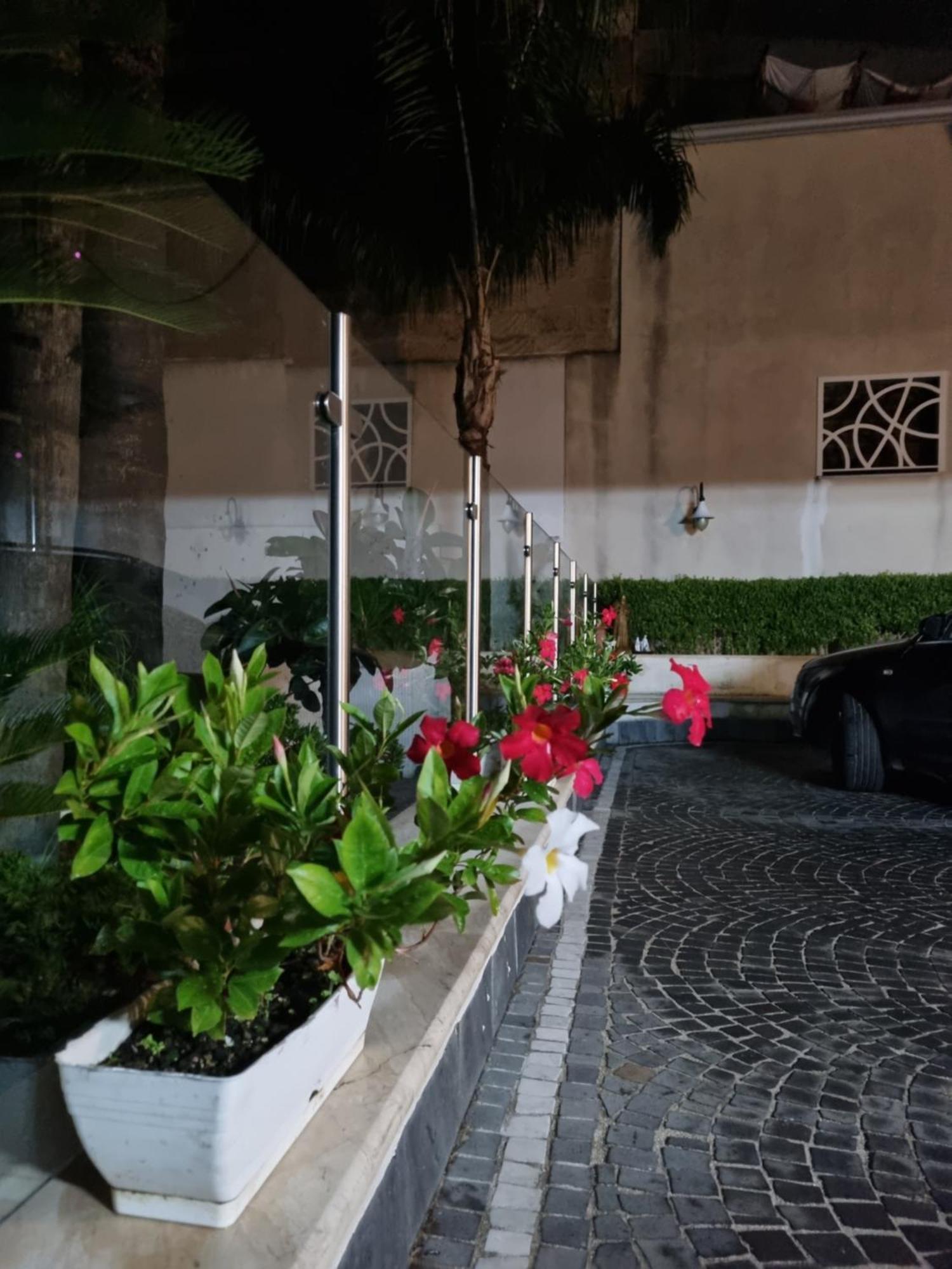 San Marcellino House Apartment Marigliano Bagian luar foto